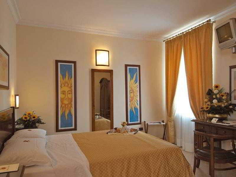 Buono Hotel Napoli Cameră foto